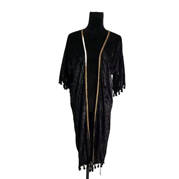 Yapyap Black Velvet Tasseled Open Front Kimono With Oversized Sequin Peacock - Picture 2 of 7